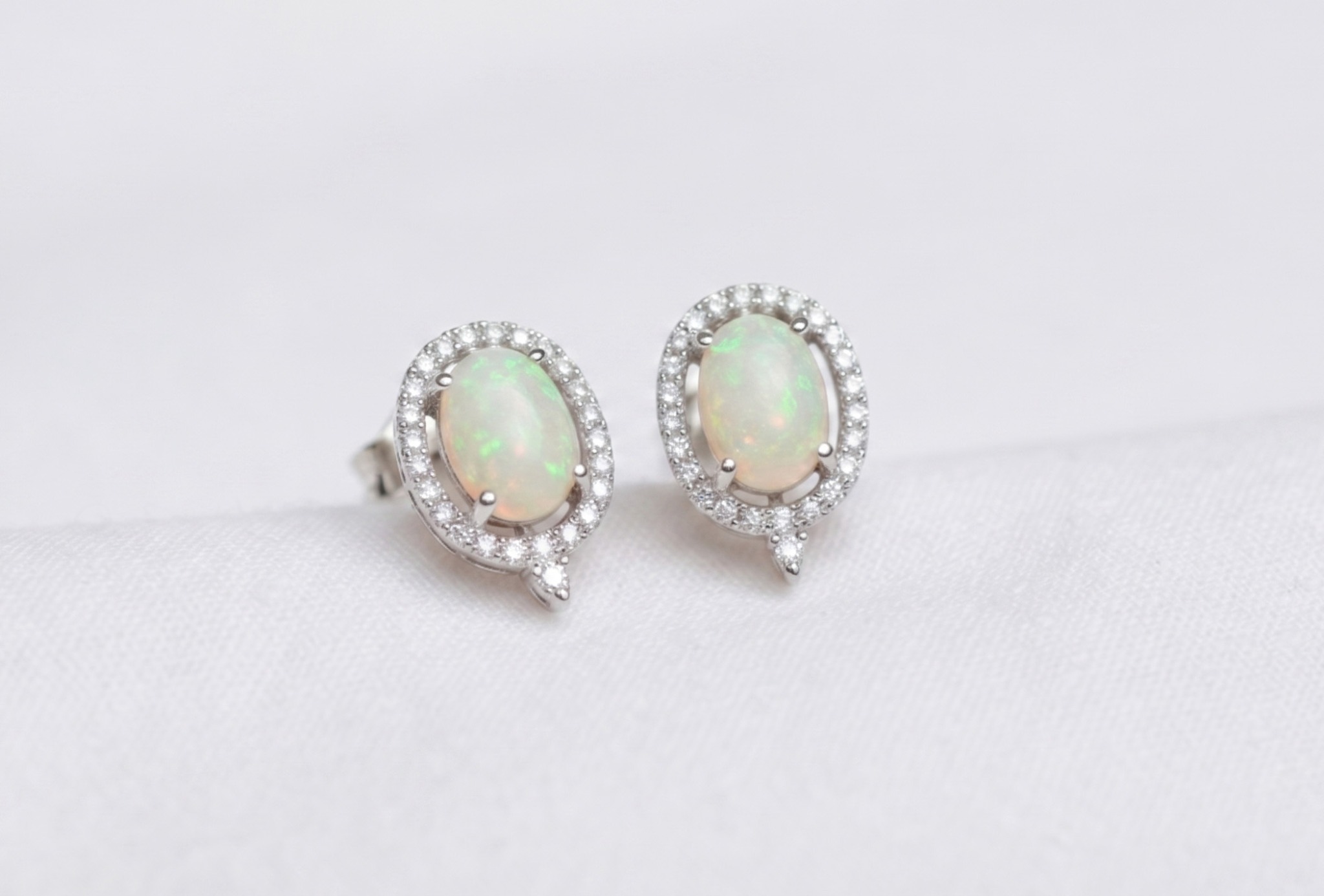 Earring Push With Butterfly image 2