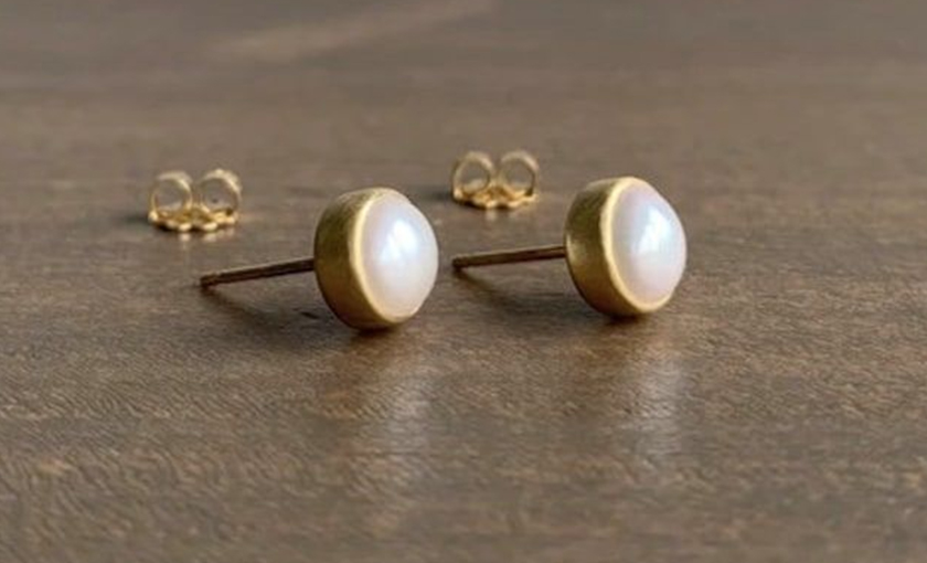 925 Silver Earrings studed with natural fresh water pearl