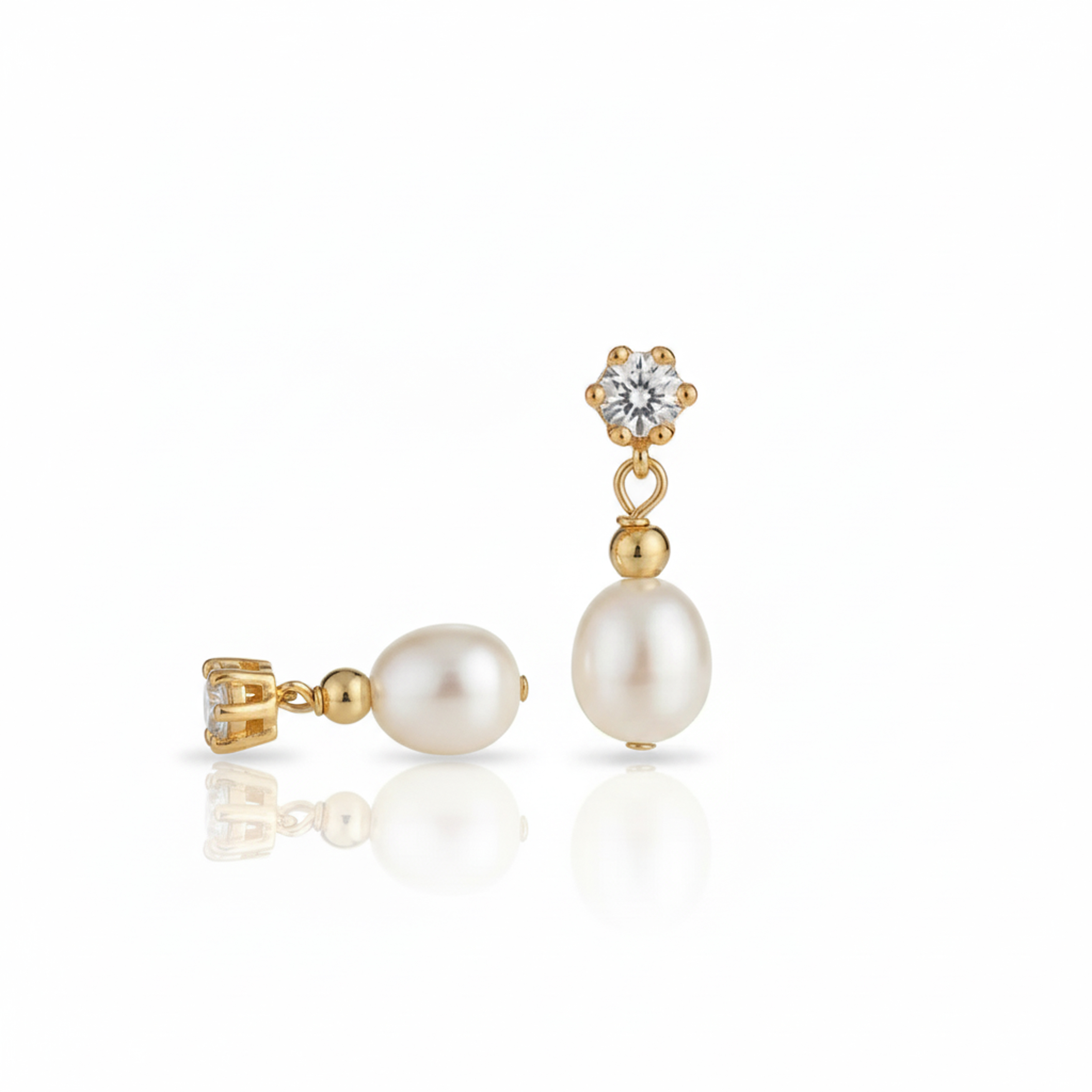 925 silver fresh water pearl earring with Moissanite